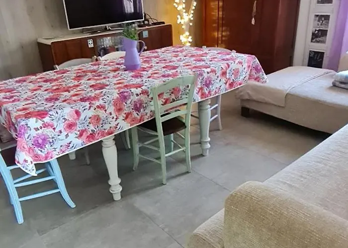 Tatil Evi Tana Della Lavanda Montefiorino