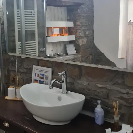 Tana Della Lavanda Montefiorino