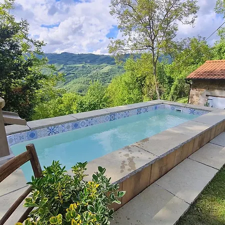 Tana Della Lavanda Montefiorino