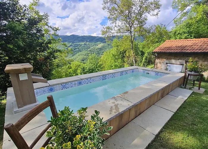 Tana Della Lavanda Montefiorino